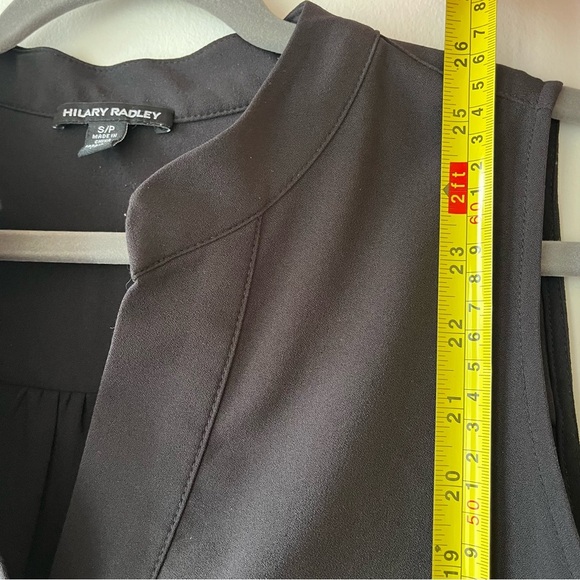 Hilary Radley Black Sleeveless tunic blouse size small split neck stretch office - Picture 6 of 11